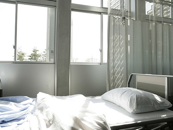 ICU・HCUの病床確保料「単価維持を」のサムネイル画像