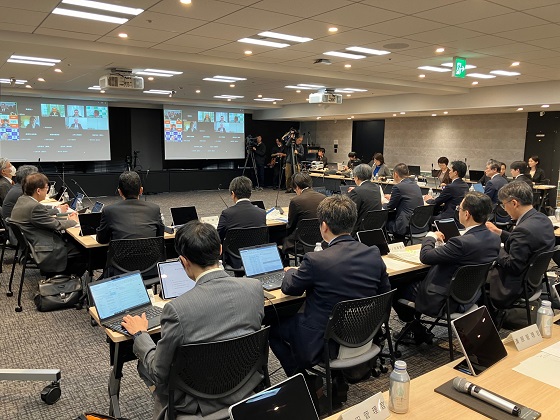 正常分娩への保険適用「少子化に拍車」のサムネイル画像