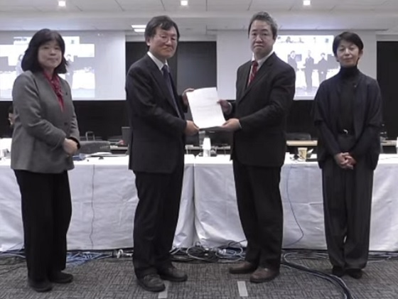 入院時食費基準額の引き上げなど答申のサムネイル画像