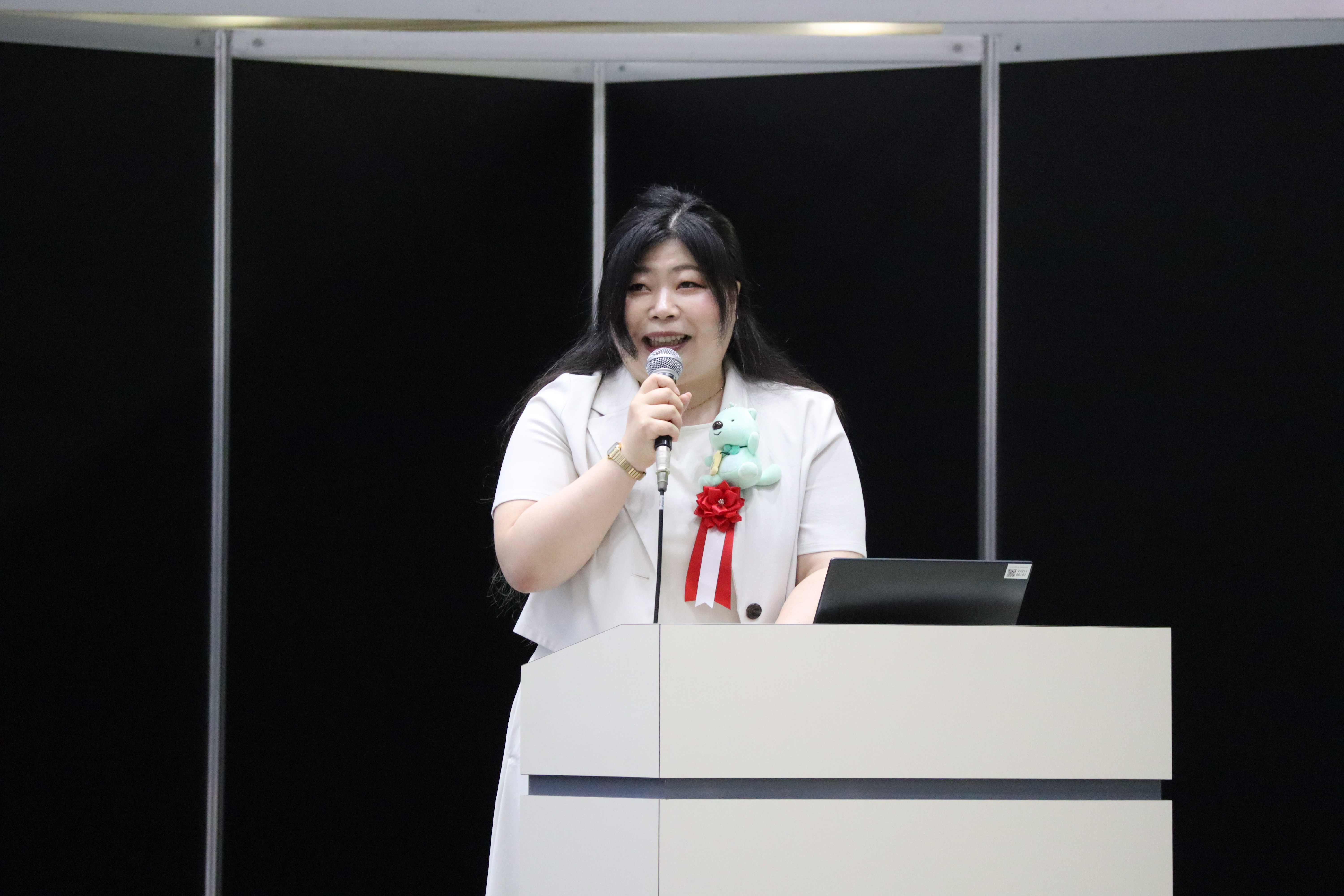 「20－30代女性職員」をメイン読者にのサムネイル画像