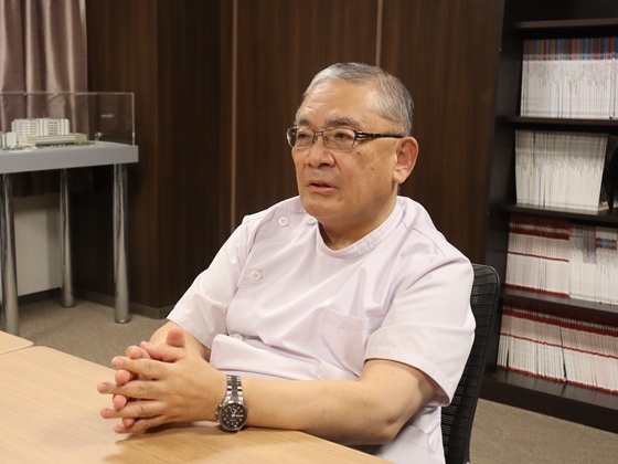 収益力向上とコスト削減に手応え　それでも続く経常赤字のサムネイル画像