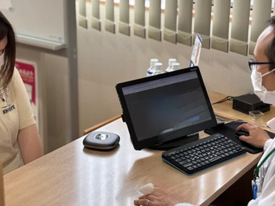 薬歴作成時間　生成AIで45％短縮のサムネイル画像