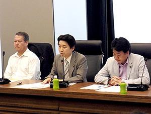 受診時定額負担、民主議連で反対相次ぐ