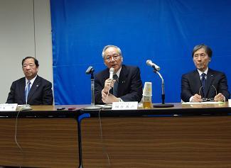 横倉日医会長「日本政府の交渉能力に不安」