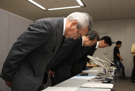 「売却含め、白紙の状態」と松崎院長