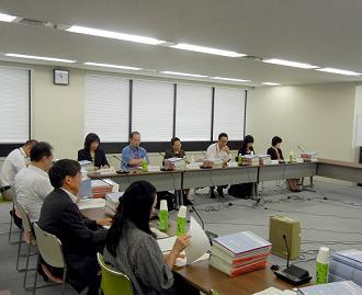 特定行為、在宅医療での安全管理が課題に