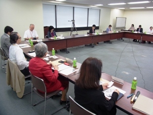 慢性疾患の小児への支援めぐる議論開始