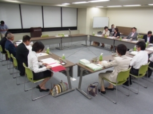 感染症による保育所出席停止期間見直しへ