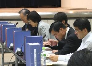 【中医協】「不正請求を検討課題に」