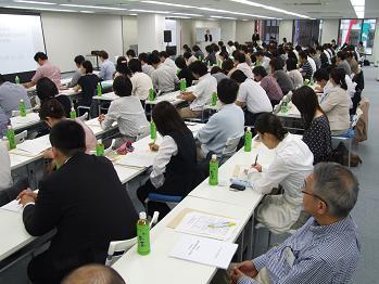 「介護保険計画に結び付く地域ケア会議を」
