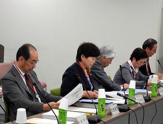 認証受けない特定行為、安全管理の充実を
