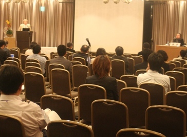 最先端の再生医療を紹介