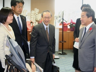 8ワクチンの定期接種化を要望