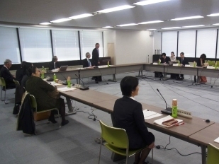 予防接種「有害事象」と「副反応」に整理を