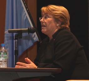 働く環境整備にもっと女性の参加を