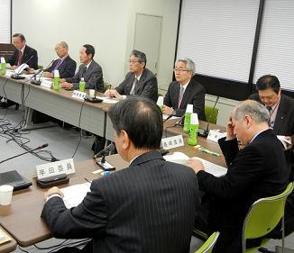 在宅の特定行為、医師の指示どう考える？