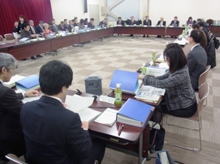 新型インフル拡大防止、2段階で施設に要請