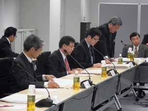 産科補償の水準や対象など変更は15年めど