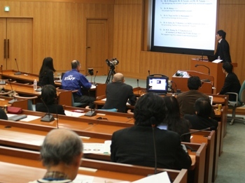 分子イメージングで診断・治療の統合を