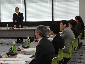 がん拠点「二次医療圏に1つ」から検証開始