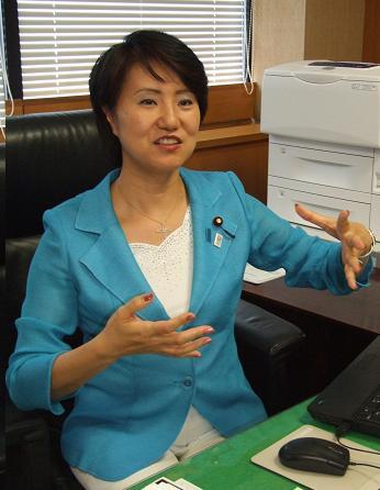 とかしき厚生労働大臣政務官に聞く