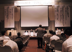 薬局の無菌調剤室、高額投資も回収は困難