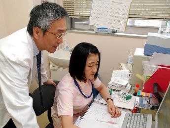 質の高い看護と特定行為、どちらを選ぶ？