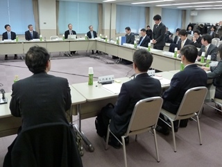 未承認などの抗がん剤で外部評価が始動