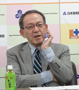 日薬、新年度早期に904億円基金に見解