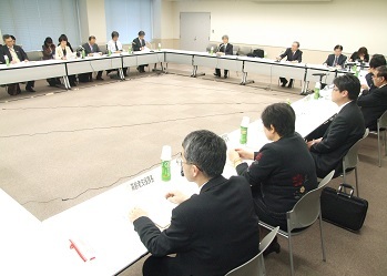 介護報酬改定の検証調査の内容を承認