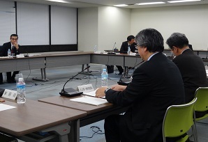 厚労省、肺がん検診の指針見直しへ