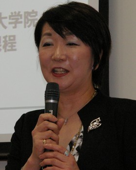 薬局薬剤師数、二次医療圏間で格差10倍