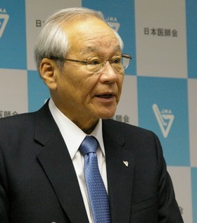 特区の医学部新設、「医師不足の引き金に」