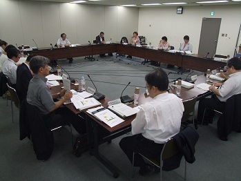 精神病床の削減、どうやって実現？