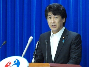 エボラ熱にアビガン、厚労相「医師裁量で」