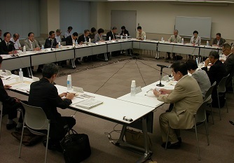 理事選任など、評議員会の権限拡大を提案