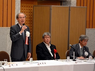 地域包括ケア入院料、リハなど要件見直しを