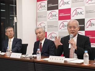 医師引き抜きしない具体策、協議会で議論を