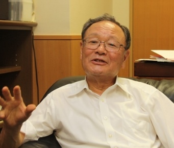 「高齢者医療、若い人への医療と全く違う」