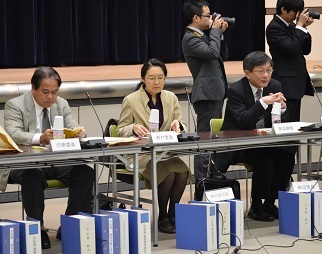 【中医協】新会計の公立除いても0.3％減