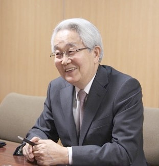 自院の軸しっかり持ち、ぶれずに