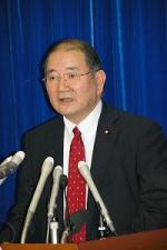 医師不足はまず偏在是正で対処―細川厚労相のサムネイル画像