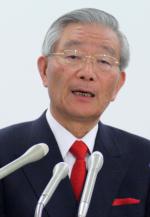 医薬品ネット販売、半年で全面解禁の制度をのサムネイル画像